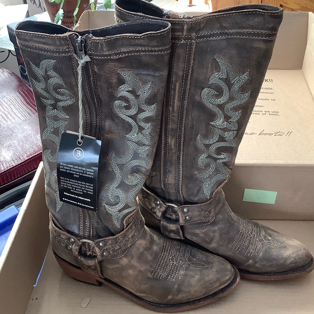 Taylor Brown Heeled Boots with Embroidered Design